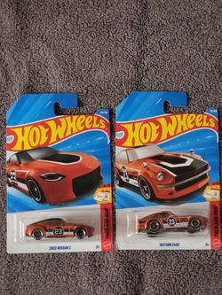 Hot Wheels Then and Now 2023 Nissan Z & Datsun 240Z Set
