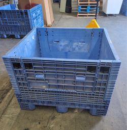 Heavy duty collapsible plastic totes 40x48x32