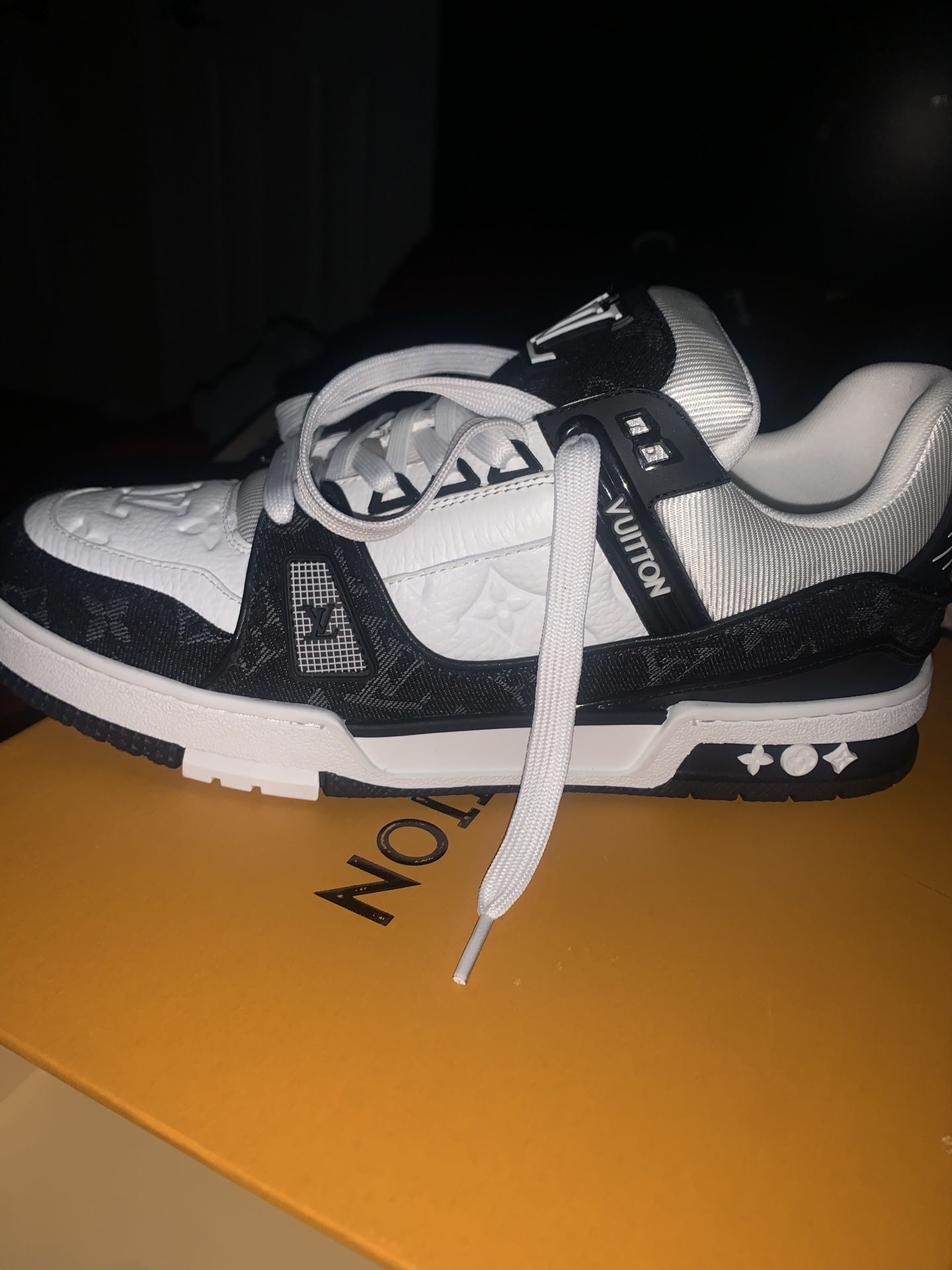 Louis Vuitton Trainer Sz10