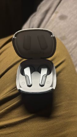 Air Pods Echo  Noise Cancelasion
