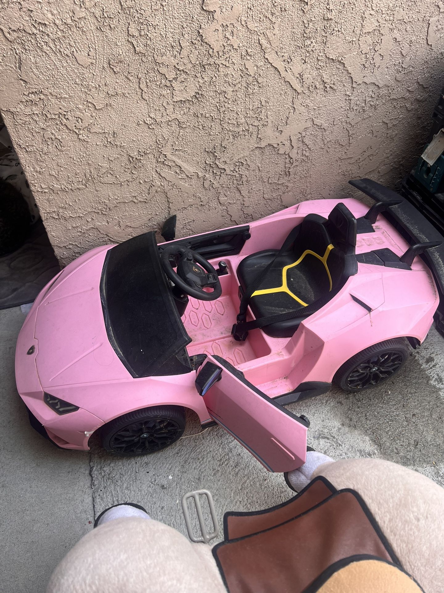 Vendo Carro Rosado Lamborguini 