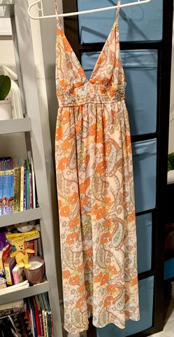 Women’s Dress - Size L