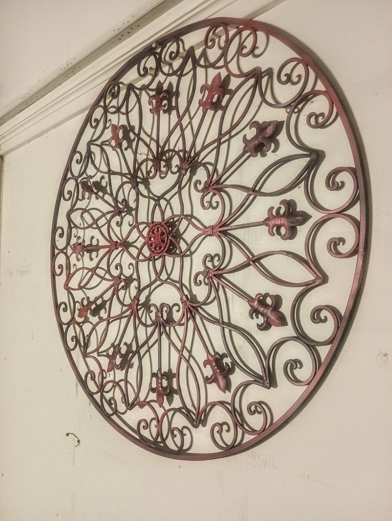Cast Iron Wall Mandela