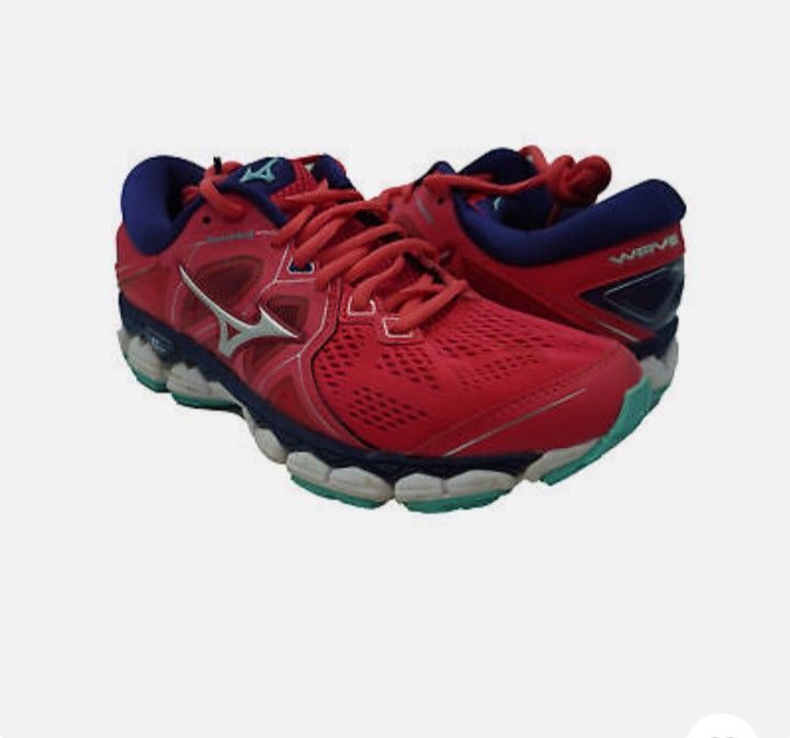 Mizuno Ladies Wave Sky Running Sneakers With Out Box)