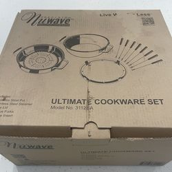New in box Nuwave ultimate cookware set 31120-A
