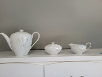 ** TEA POT..SUGAR AND CREAM **