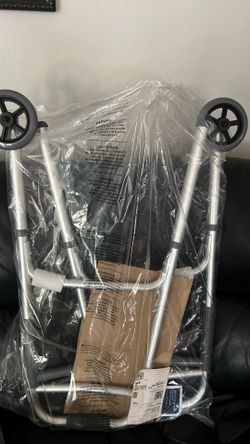 Deluxe Folding Walker