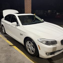 2012 BMW 528xi