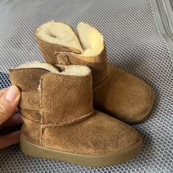 UGG Kids Us4/5