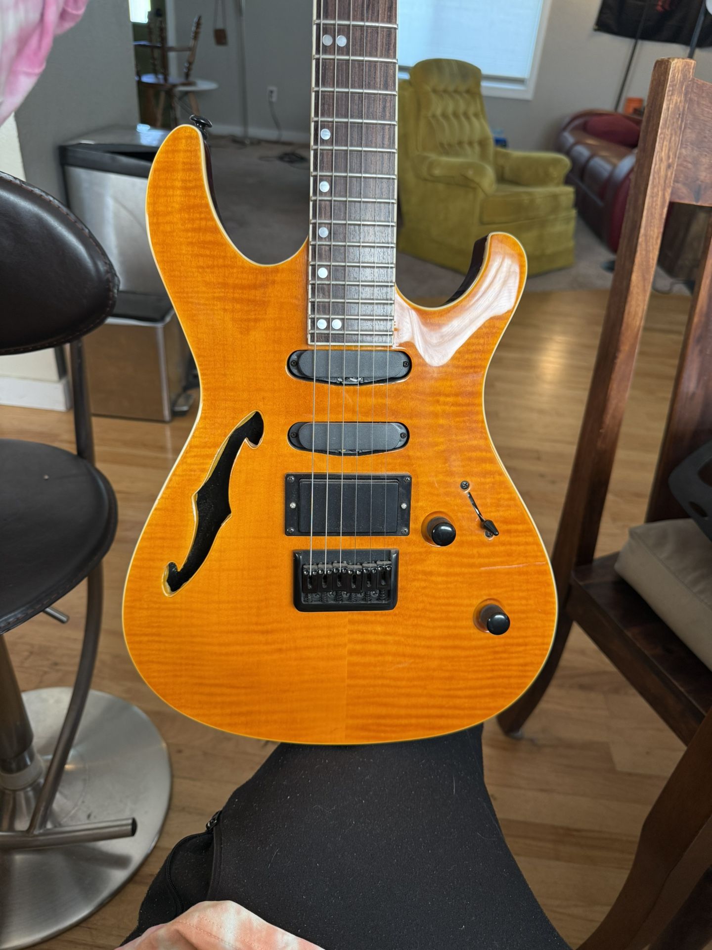 Teton TRS20NT Semi-hollow Electric Guitar
