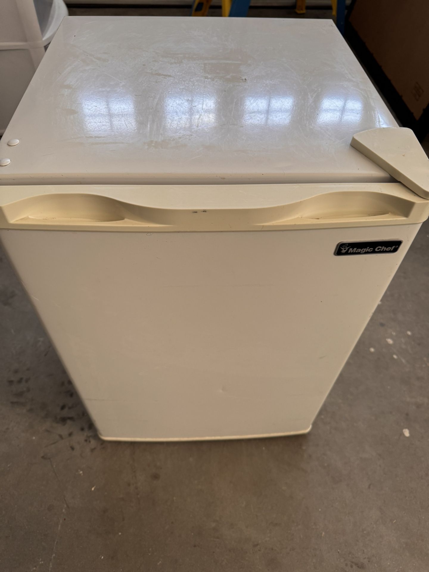 Magic Chef Mini Fridge