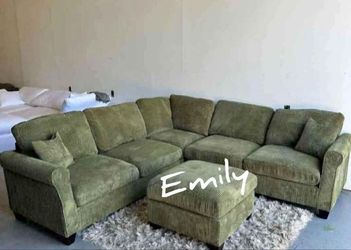 Elegant 4-Pc Corduroy Sectional Sofa Set No Tax ‼️