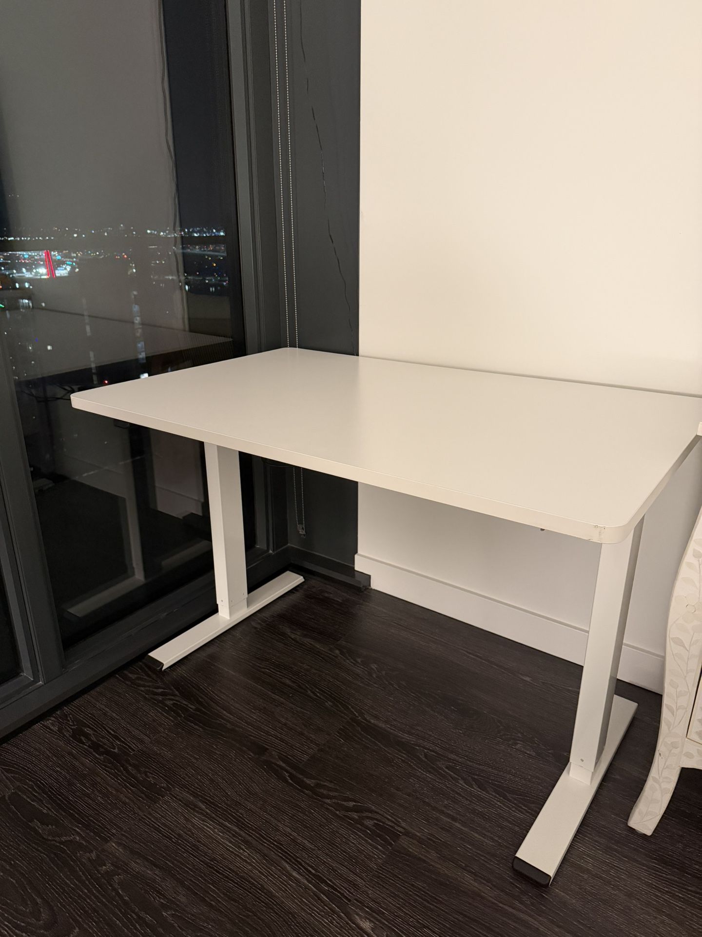 Electric Standing Desk