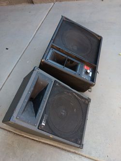 2 monitores $50 por los 2