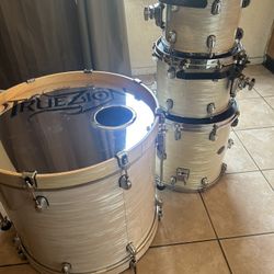 Tama Starclassic Pearl White 1,100$ OBO