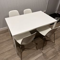IKEA Dining Table + 4 Chair