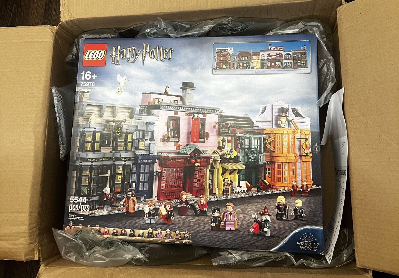 Lego 75978 Harry Potter Diagon Alley Exclusive NIB