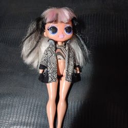 LOL OMG Doll 