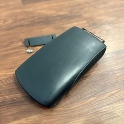 2014-2016 Nissan Rouge Center Console Armrest OEM