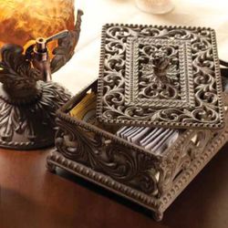 FIVE-SECTION DIVIDED TEA BOX