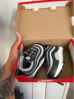 Baby shoes
