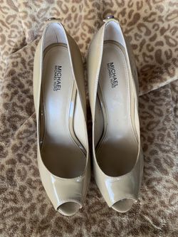 Michael Kors Pumps