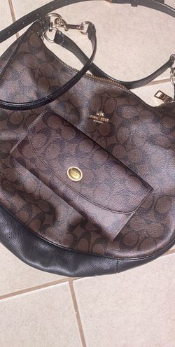 Coach purse and wallet