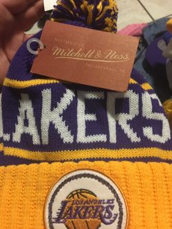 Mitchell & Ness LA Lakers custom beanie