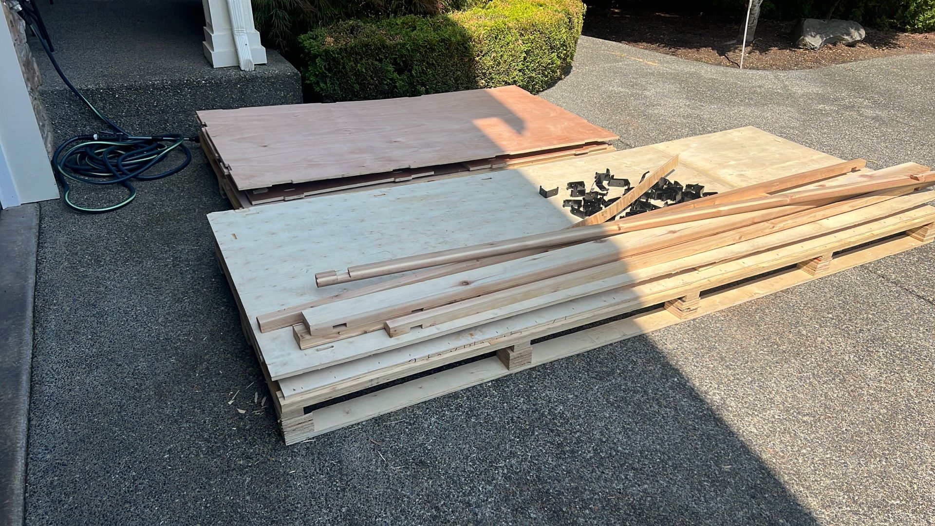 Free wood from a shipping container