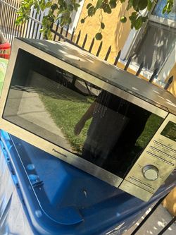 Panasonic microwave works perfect like new $50