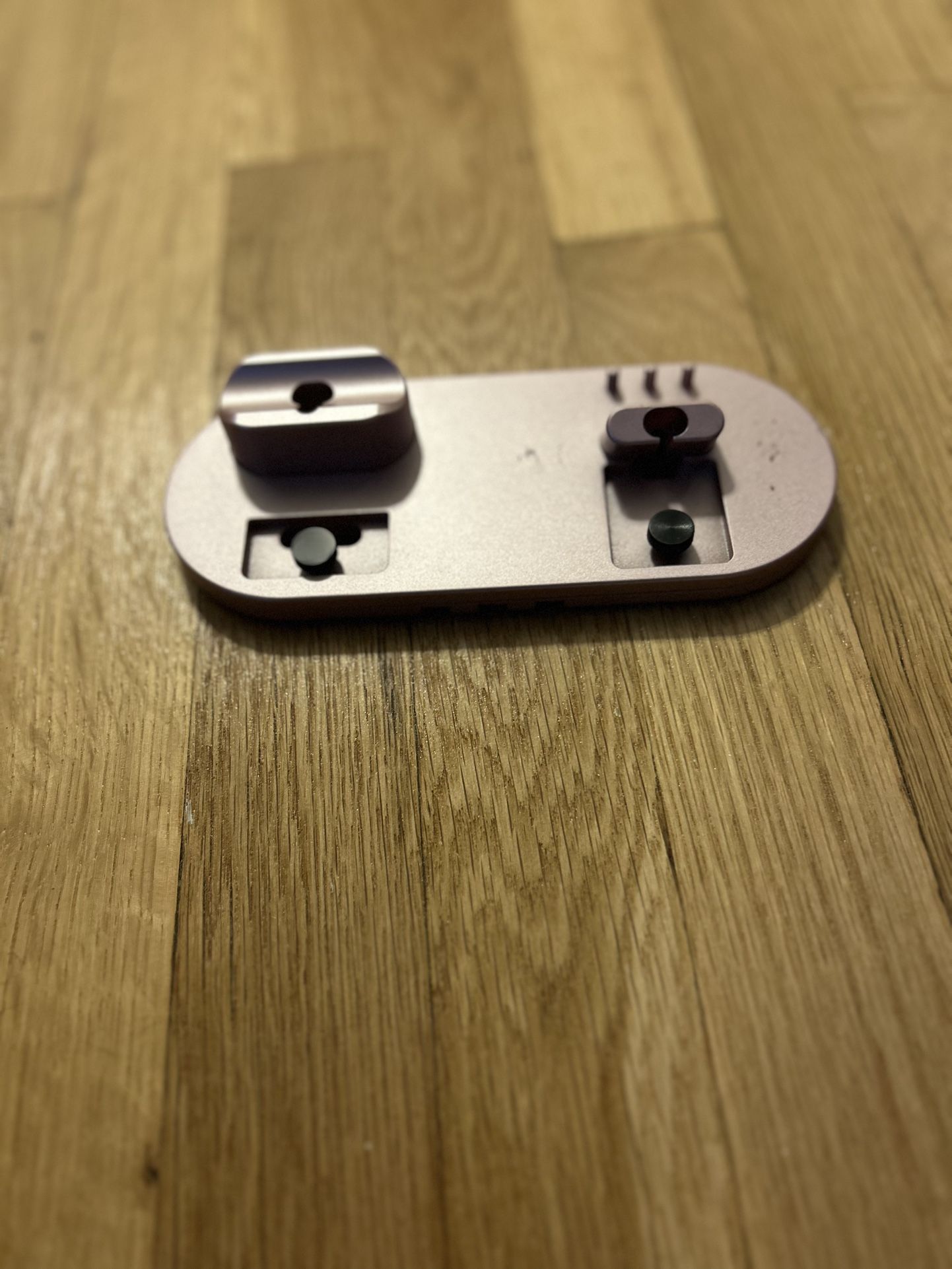 Rose Gold Charging Dock for Apple Watch and phone