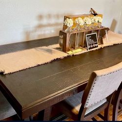 Hill Creek Countertop Dining Table - 4 chairs