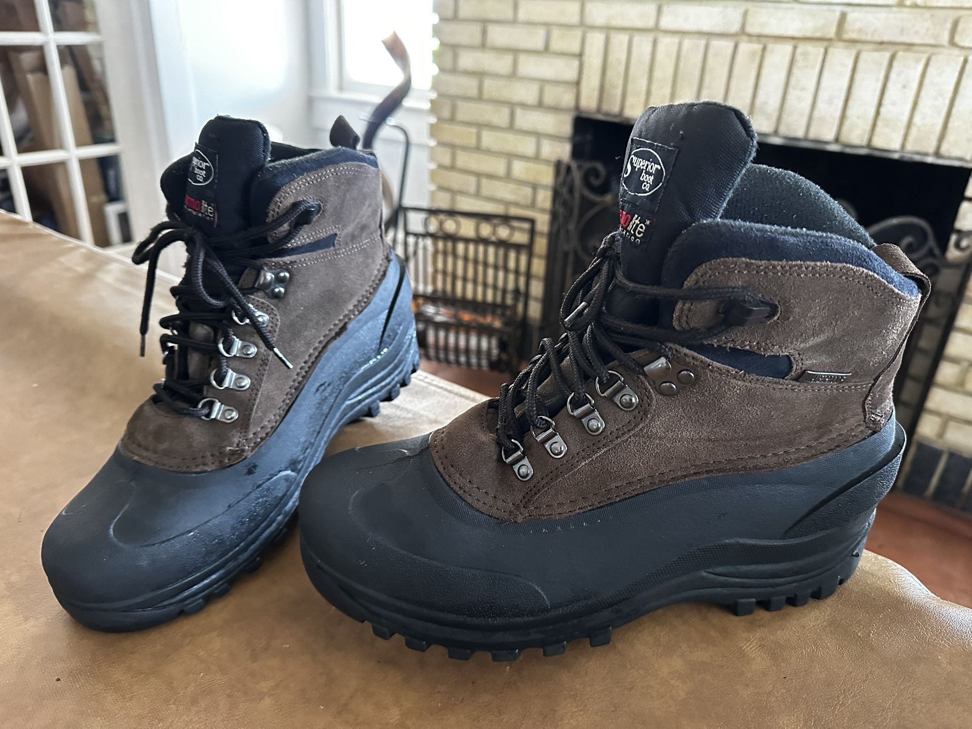 Men's Cold/Wet Weather Hiking Boot - Superior Boot Co. "Bedford" Size 11 (OPEN TO TRADES)