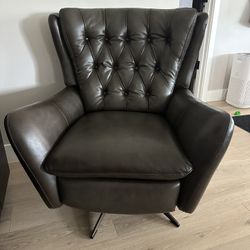 Pottery Barn Wells leather Swivel Recliner 