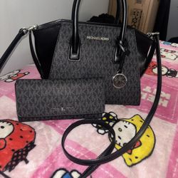 Michael Kors Purse And Wallet