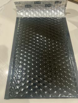 Uline Glamour Bubble Mailer Black 50pkg NEW