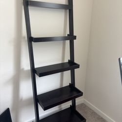 Bookshelf - Ladder