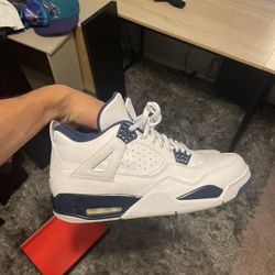 Columbia 4’s Size 10.5