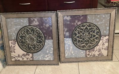 Pair of wall decor Updated:12/25