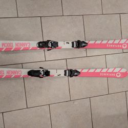 Defiance 120cm Snow Skis With Bindings 