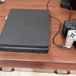 PS4