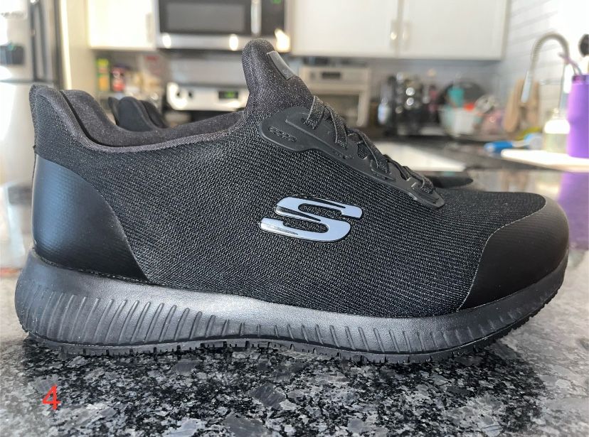 4. Sketchers work squad slip resistant black 9.0 women $35 ($75 new retail)