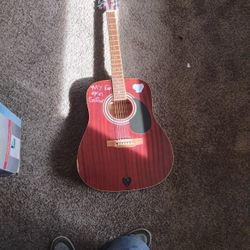 GOOD SOUNDING STARTER OR JAM GUITAR