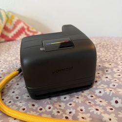 Polaroid flip new
