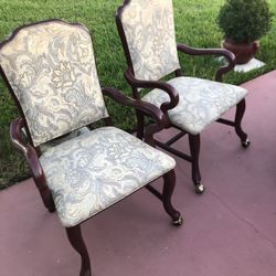 2 Chairs