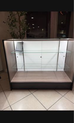 Jewelry Display Case - LED