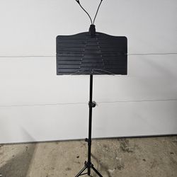 MUSIC STAND