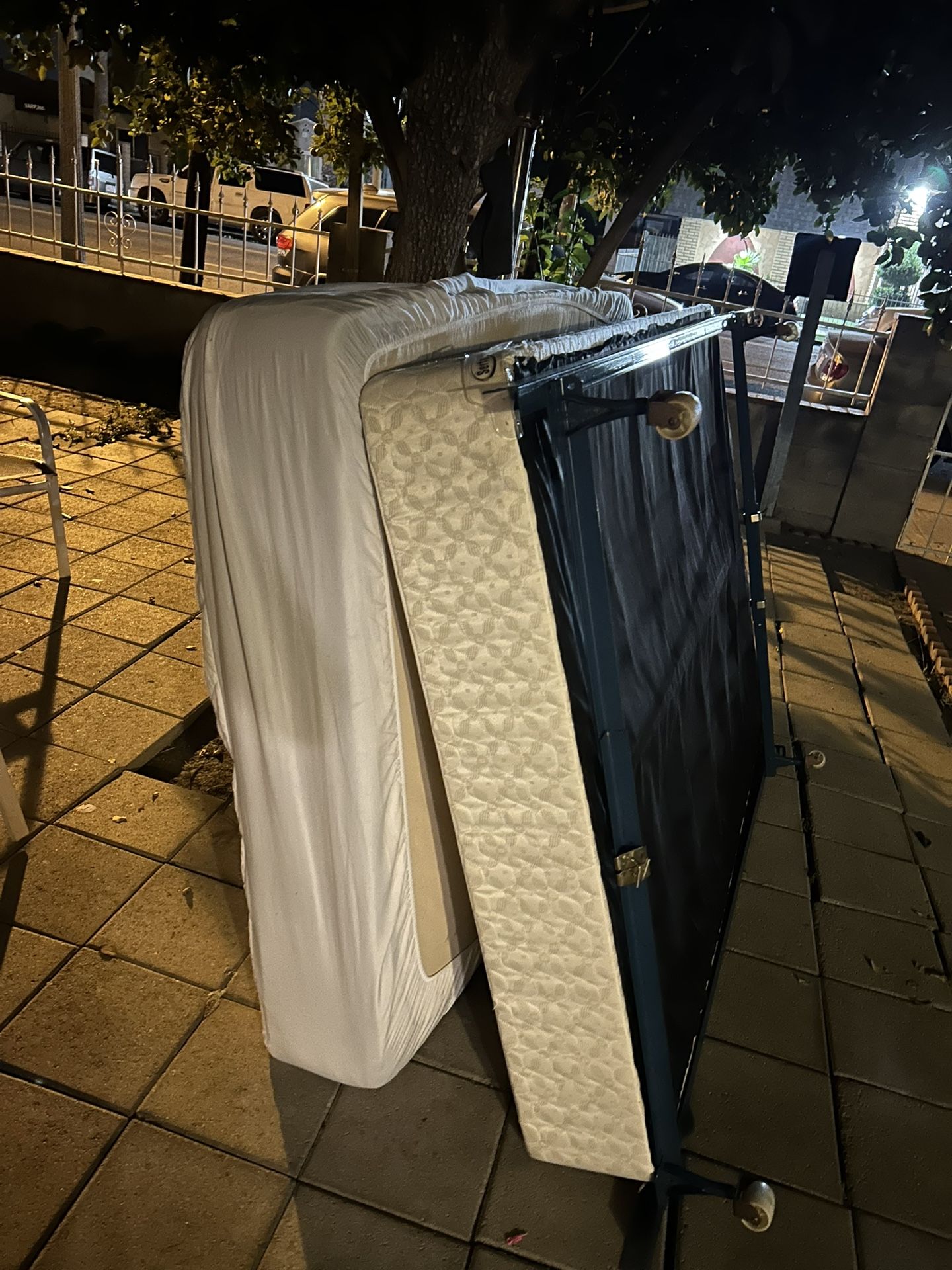 Full Size Bed Frame Mattress And Box Spring 