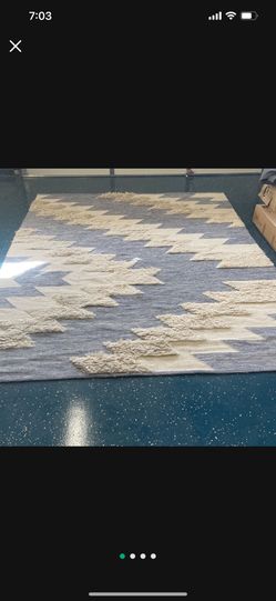 Brand New Luxury Area Rug