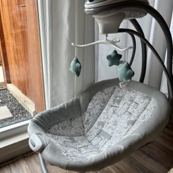 Graco Baby Swing